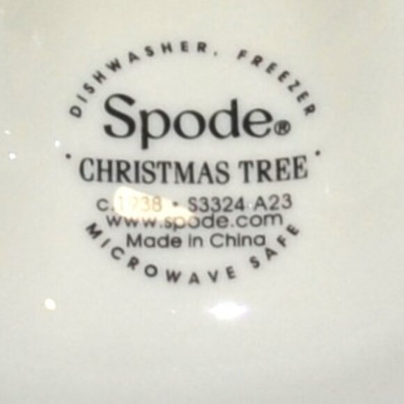 Spode Christmas Tree Chip And Dip Dish Shaped Like Christmas Tree Ceramic Boxed - Picture 4 of 4